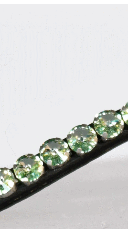 Pandebånd Swarovski Green Chrysolite 10 mm - sort læder