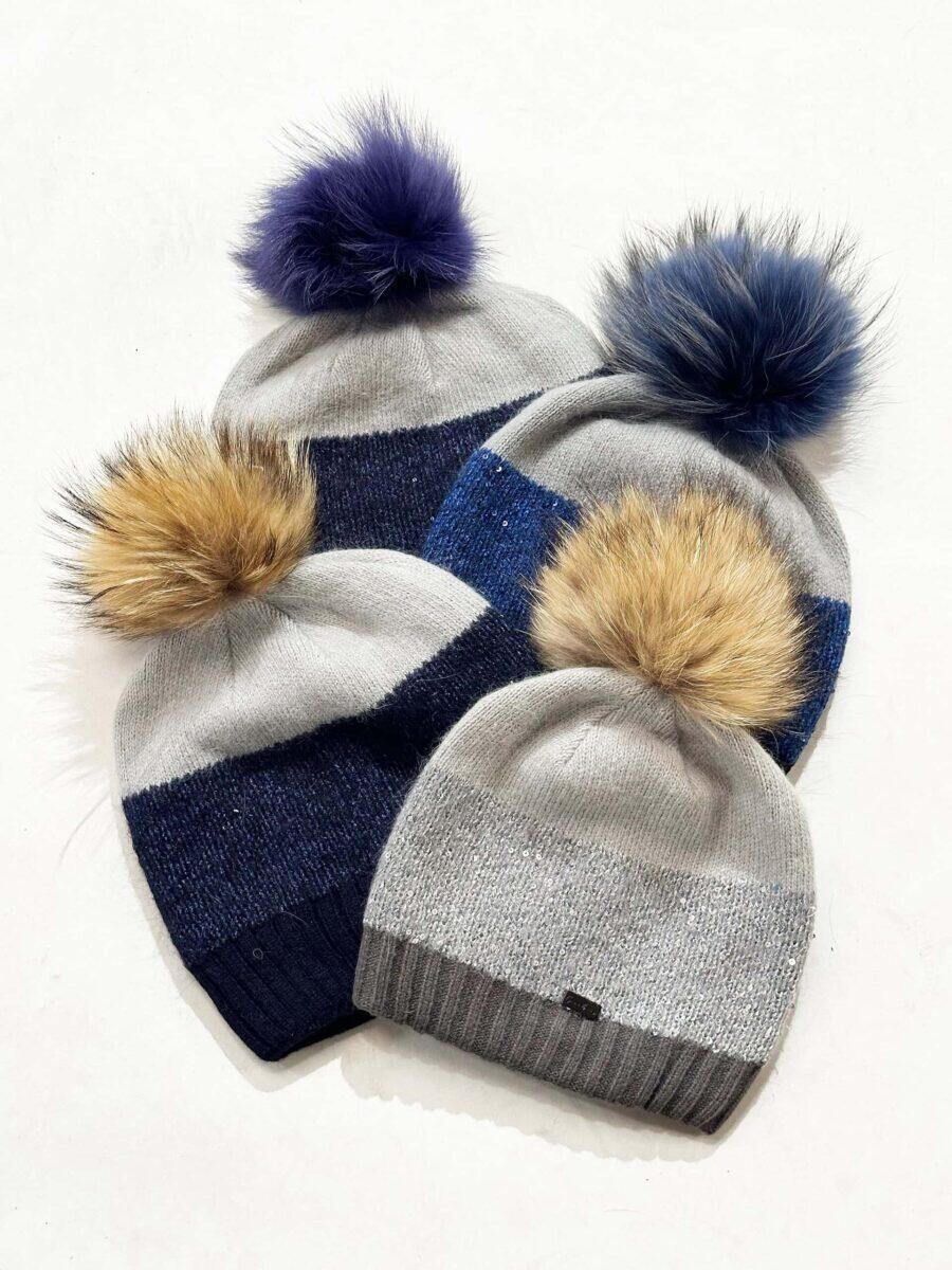 Hat with fur tassel and glitter - Image 10