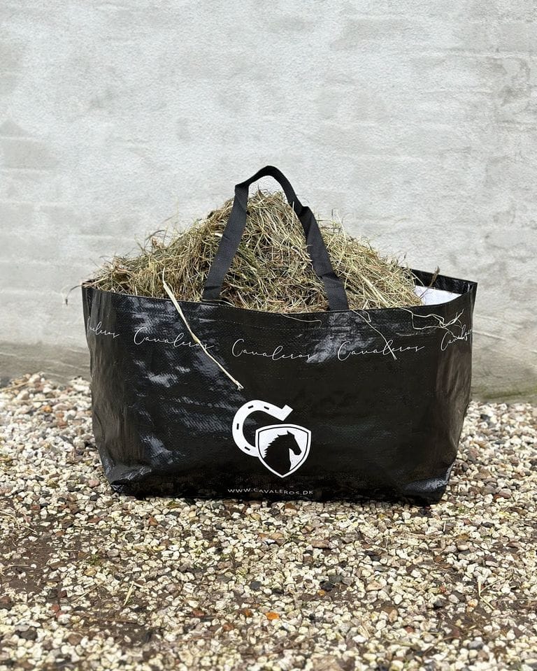 Cavaleros Hay Bag