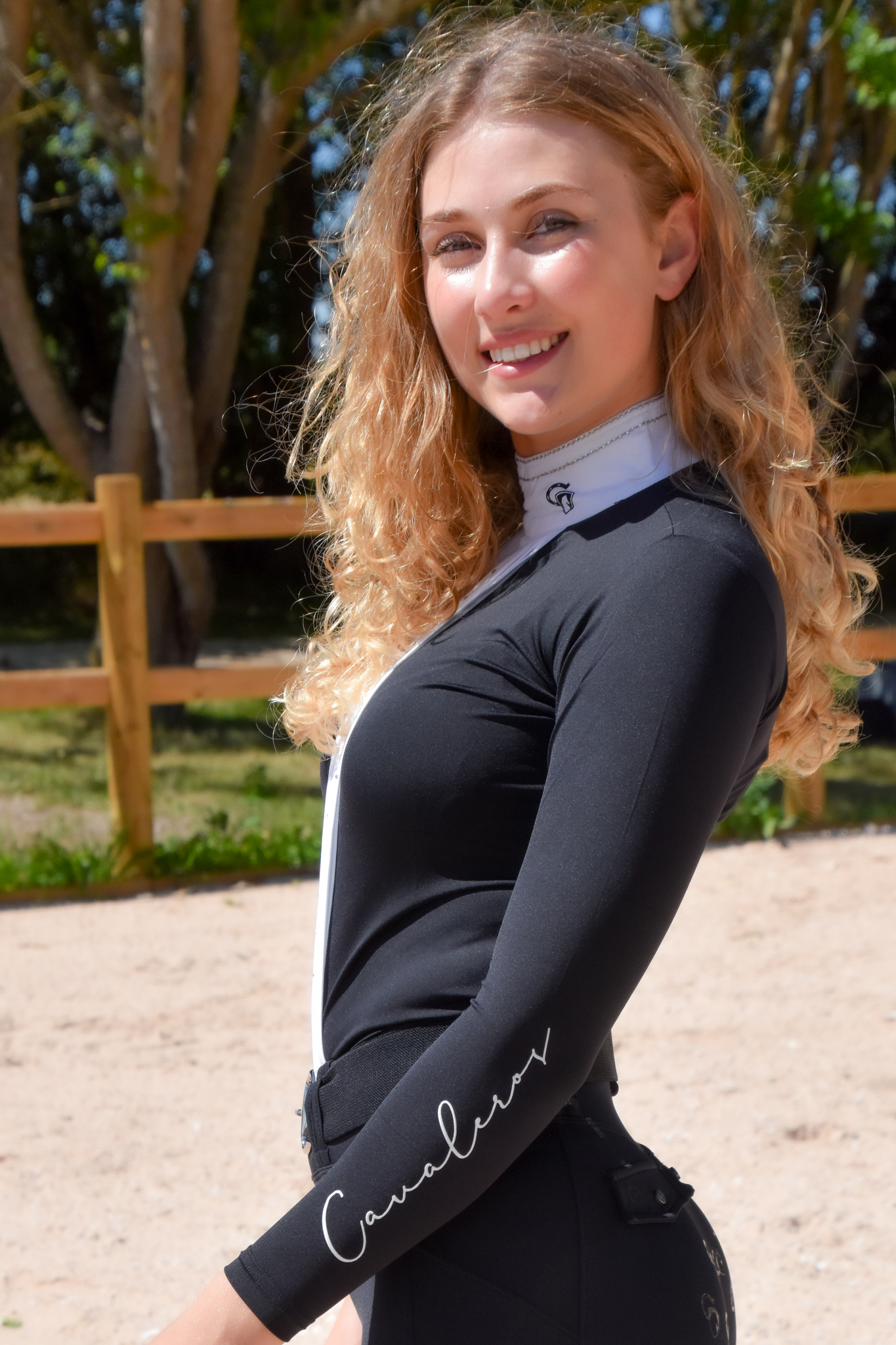 Blouse Dulce black long sleeve - Image 8