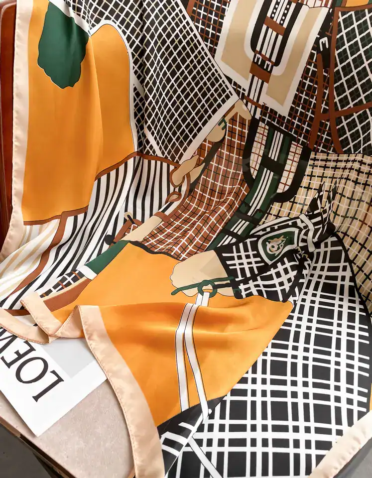 Scarf Hippodrome Grey & Green & Yellow - Image 8