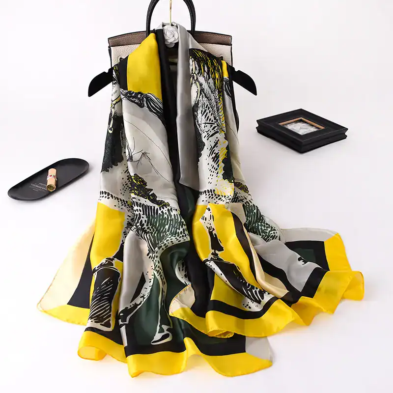 Scarf Spanish horses Yellow