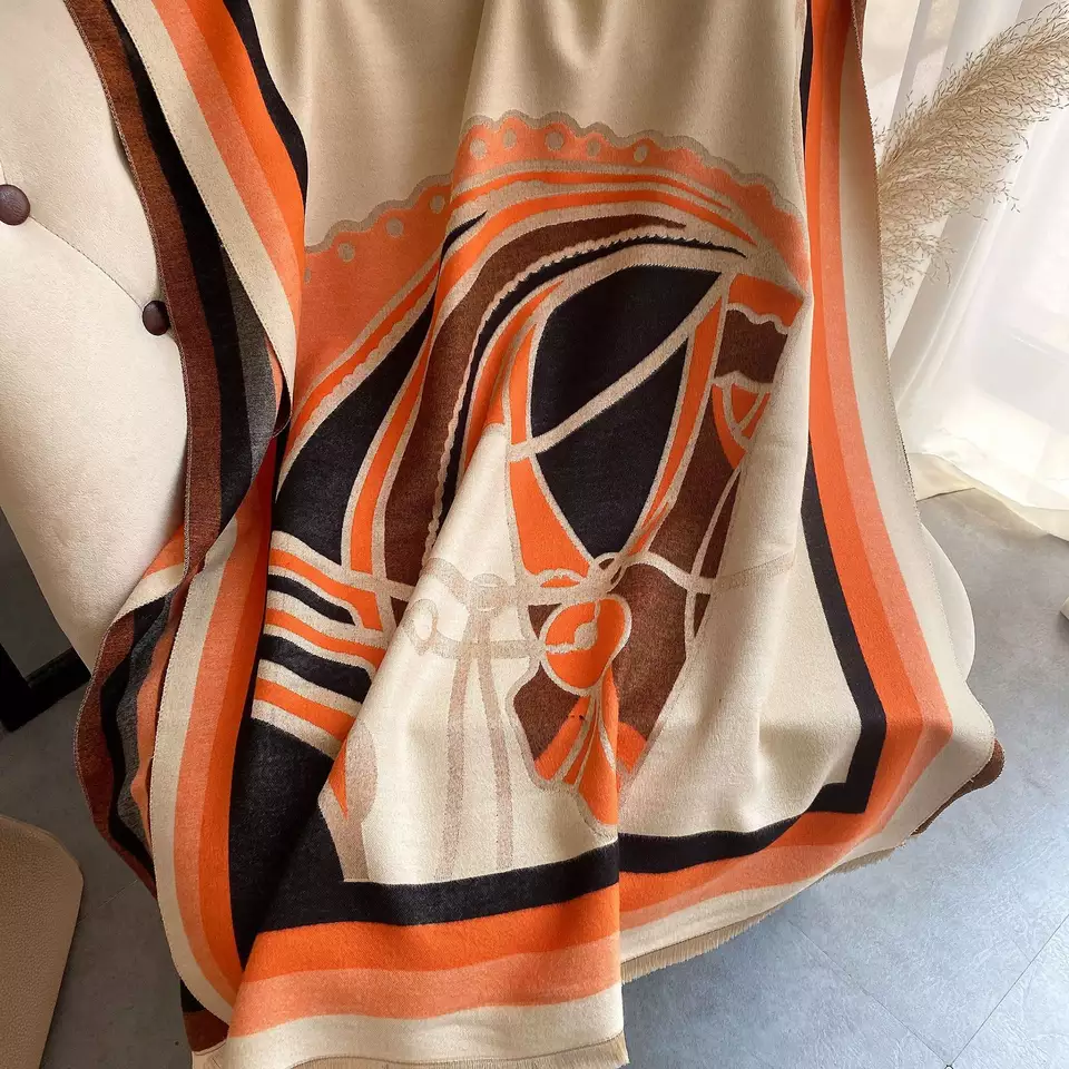 Cashmere scarf Devota - Image 4