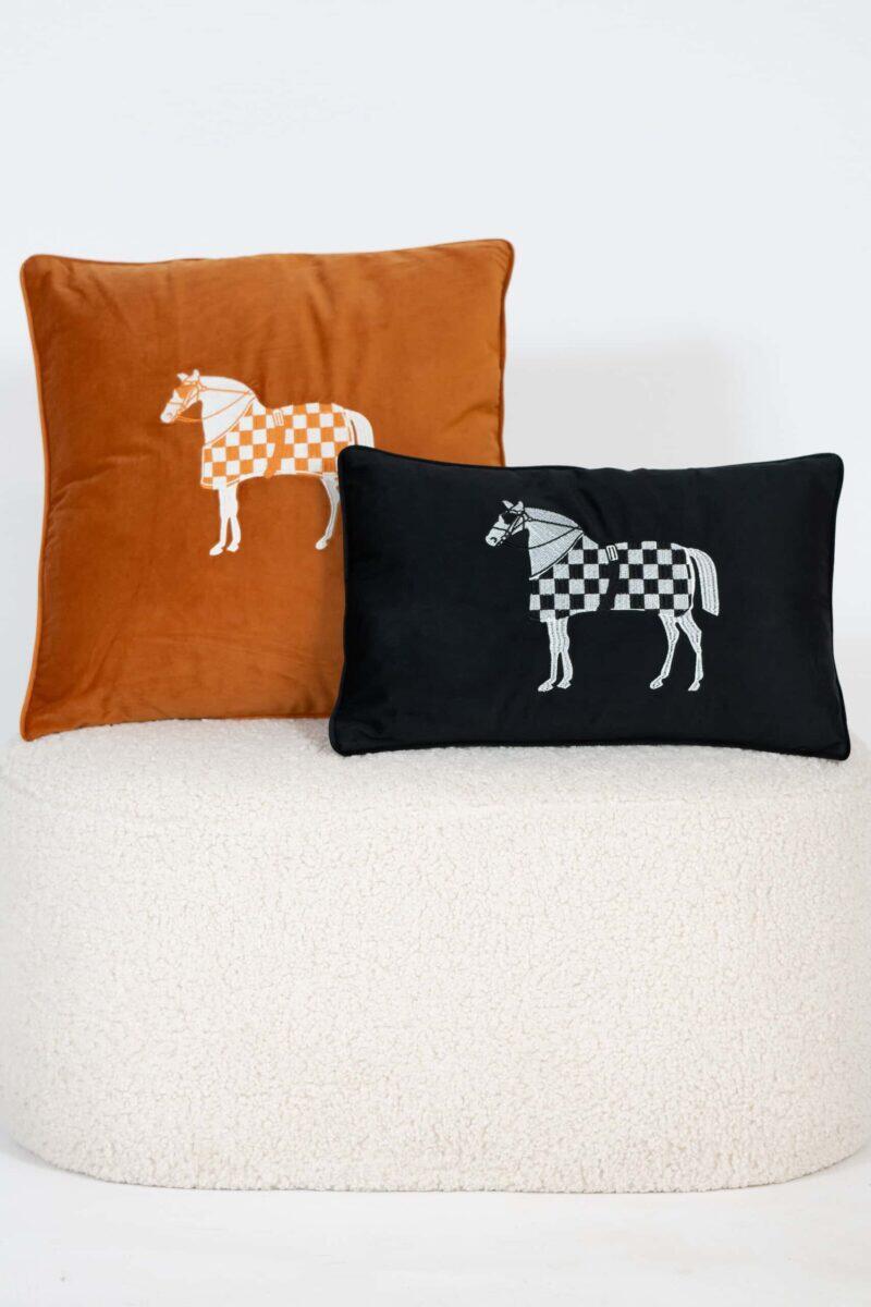 Cushion Equestrian Heritage Black - Image 6
