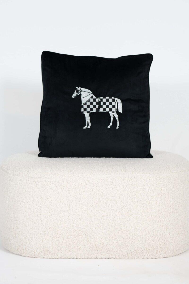 Cushion Equestrian Heritage Black - Image 5