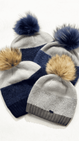 Hue med pelskvast og glitter